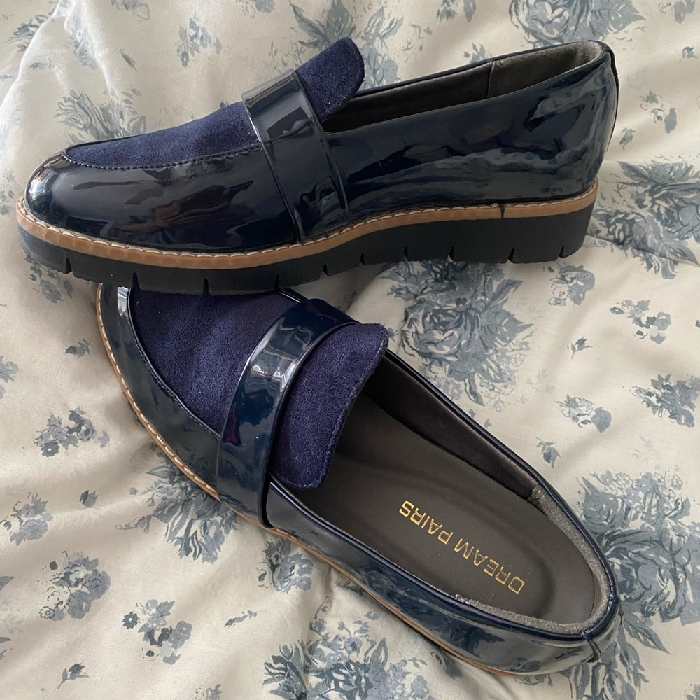 Dream Pairs Navy Patent & Suede Loafers